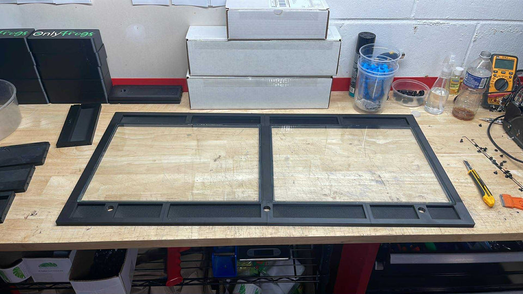 Custom Replacement Top for Thrive Terrariums – Humidity Retaining with Fly-Proof Ventilation